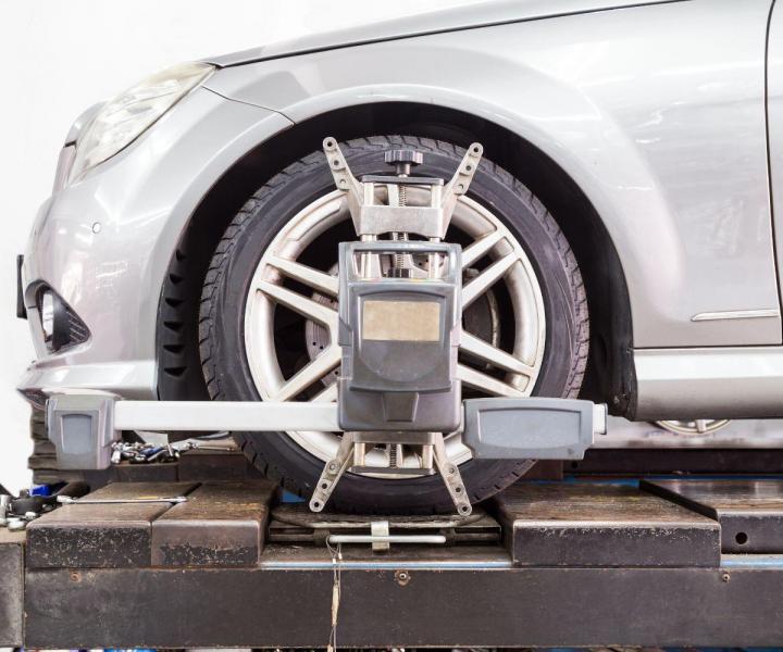 Des mécaniciens expérimentés pour régler l’alignement des pneus de votre voiture.